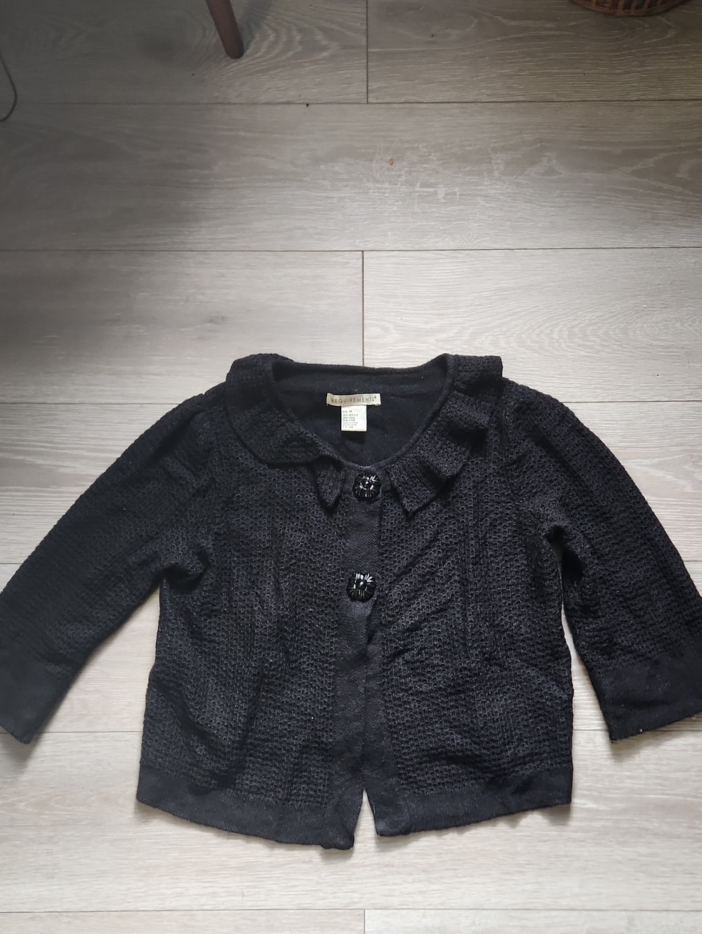 ​Vintage Requirements Black Ruffle Collar Textured Wool Blend Cropped Cardigan M